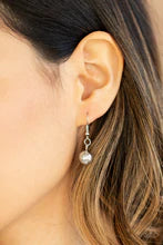 Hand Knotted Knockout-Silver